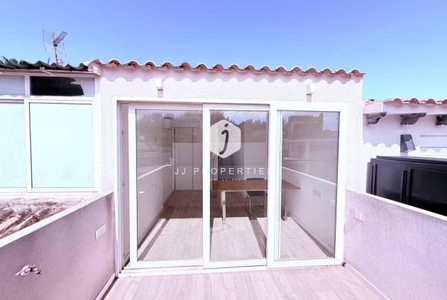 Tweedehands - Chalet -
Orihuela Costa - Las Filipinas