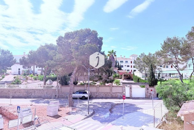 Tweedehands - Chalet -
Orihuela Costa - Las Filipinas