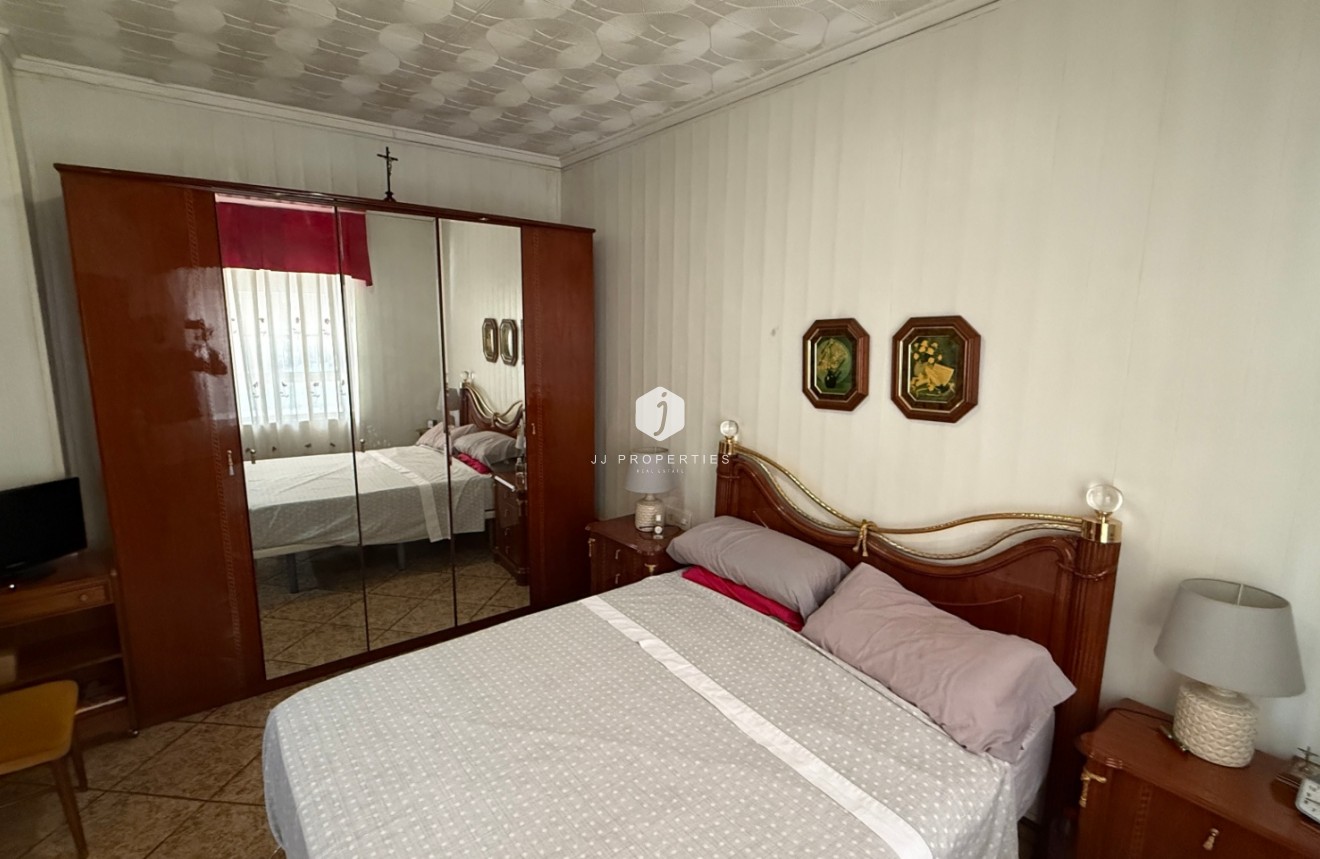 Tweedehands - Chalet -
Torrevieja - Costa Blanca