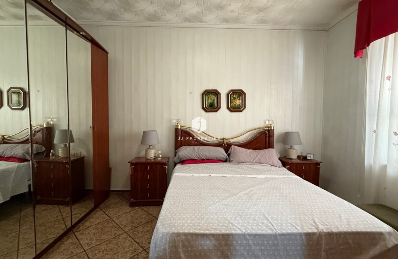 Tweedehands - Chalet -
Torrevieja - Costa Blanca