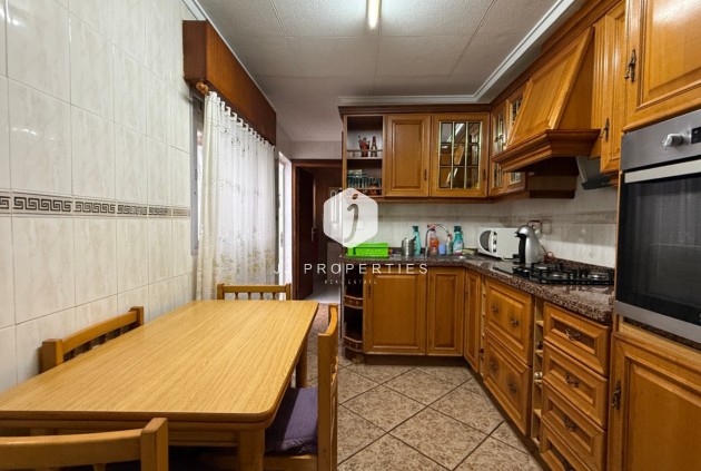 Tweedehands - Chalet -
Torrevieja - Costa Blanca