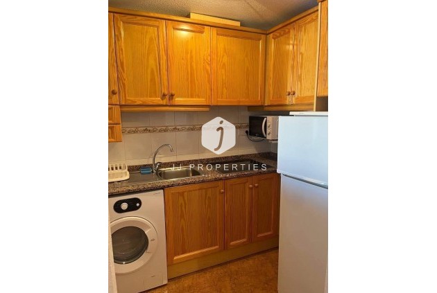 Tweedehands - Appartement / flat -
Torrevieja - El molino