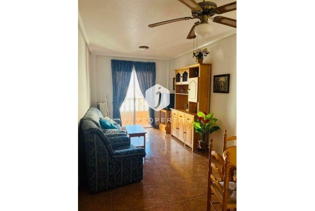 Tweedehands - Appartement / flat -
Torrevieja - El molino