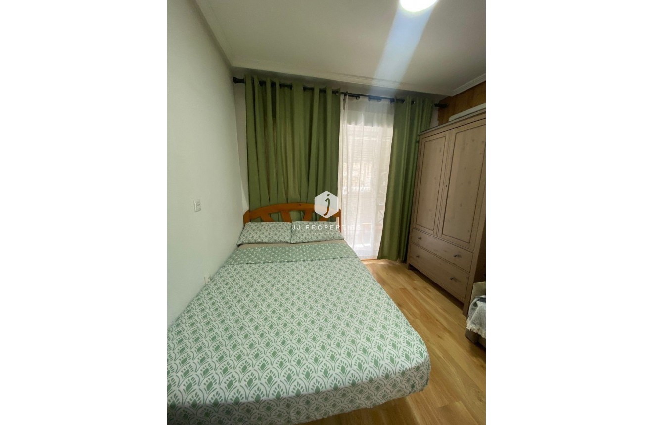 Tweedehands - Appartement / flat -
Torrevieja - Playa de los Locos