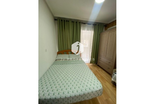 Tweedehands - Appartement / flat -
Torrevieja - Playa de los Locos