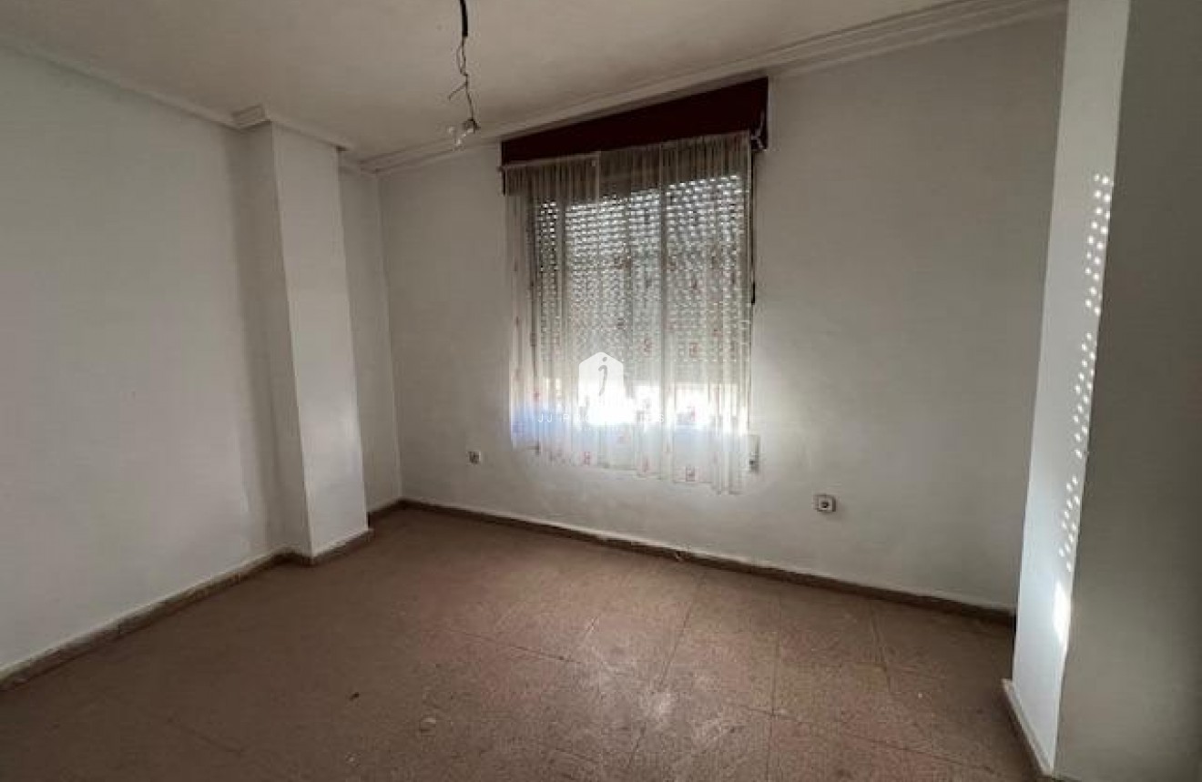 Tweedehands - Chalet -
Catral - Comunidad Valenciana