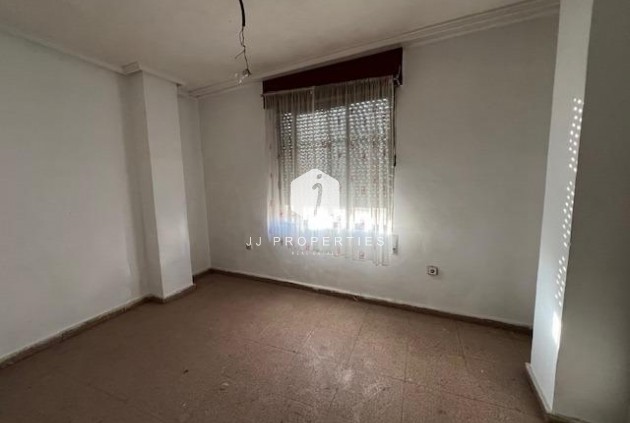 Tweedehands - Chalet -
Catral - Comunidad Valenciana