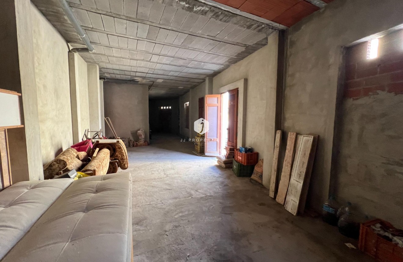 Tweedehands - Chalet -
Catral - Comunidad Valenciana