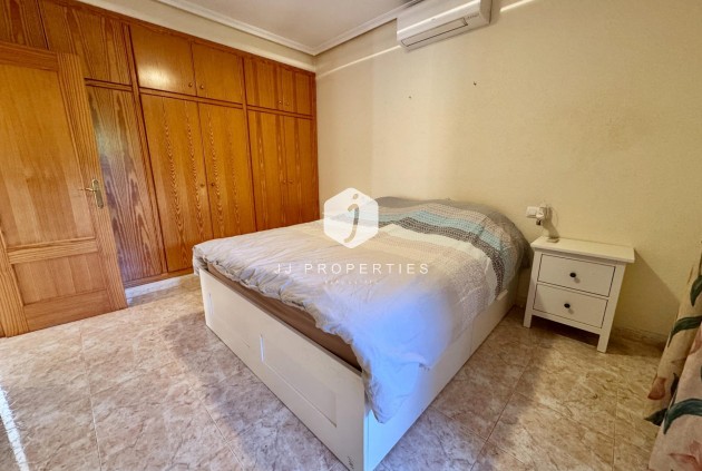 Tweedehands - Villa -
Dolores - Cmno. Escorredor