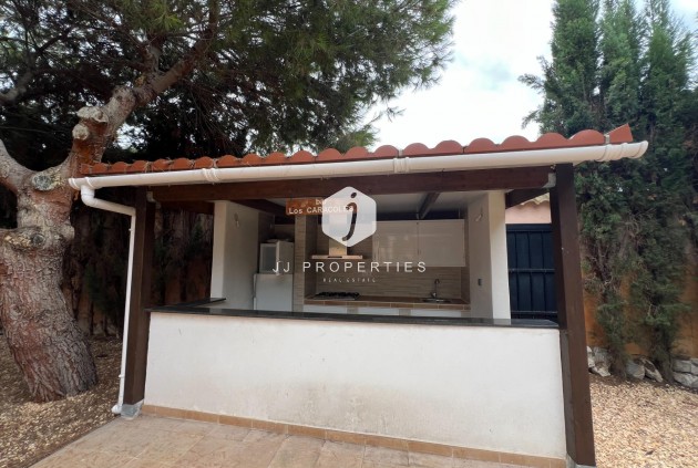 Tweedehands - Villa -
Dolores - Cmno. Escorredor