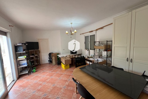 Tweedehands - Villa -
Dolores - Cmno. Escorredor