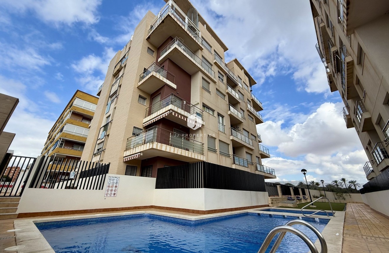 Tweedehands - Appartement / flat -
Torrevieja - Costa Blanca