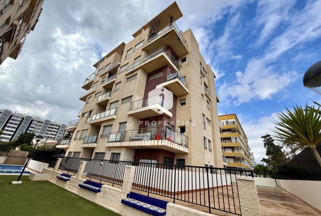 Tweedehands - Appartement / flat -
Torrevieja - Costa Blanca