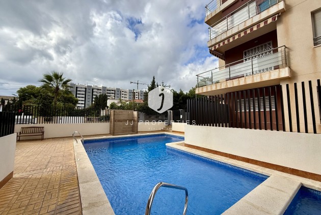 Tweedehands - Appartement / flat -
Torrevieja - Costa Blanca