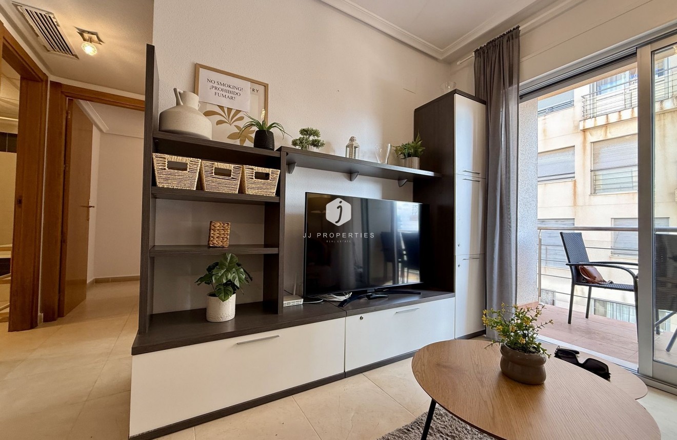 Tweedehands - Appartement / flat -
Torrevieja - Costa Blanca