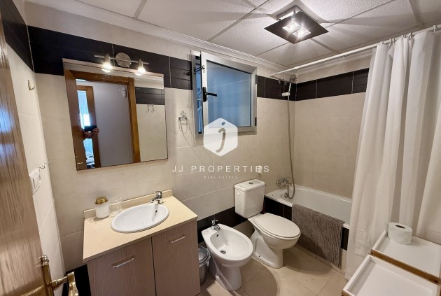 Tweedehands - Appartement / flat -
Torrevieja - Costa Blanca