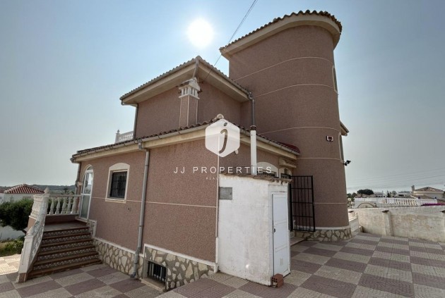 Tweedehands - Villa -
Ciudad Quesada - Costa Blanca