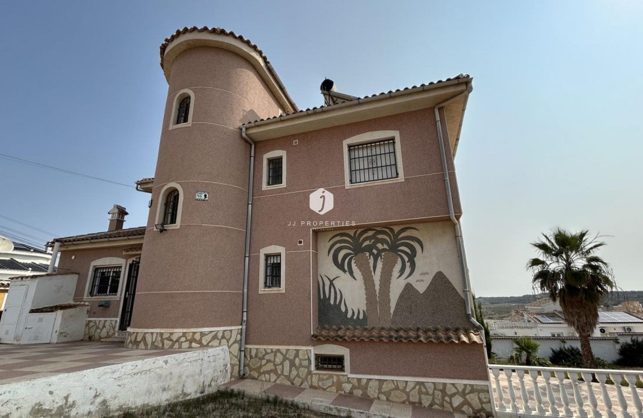 Tweedehands - Villa -
Ciudad Quesada - Costa Blanca