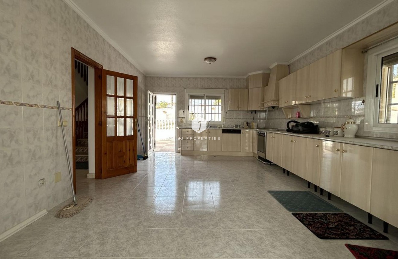 Tweedehands - Villa -
Ciudad Quesada - Costa Blanca