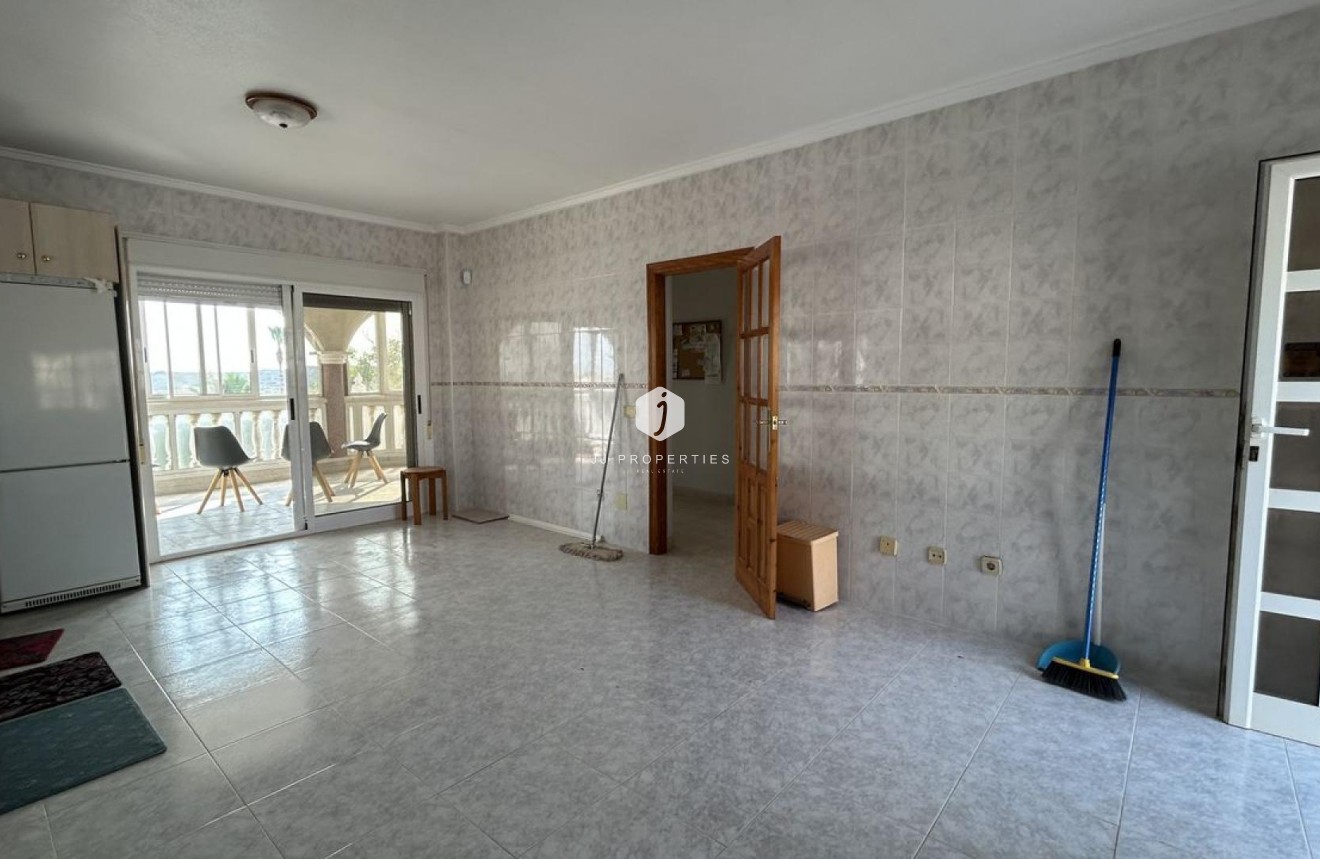 Tweedehands - Villa -
Ciudad Quesada - Costa Blanca