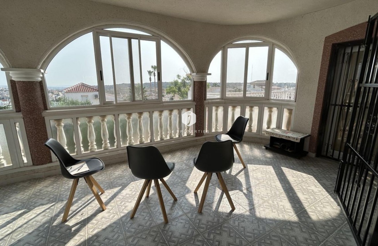 Tweedehands - Villa -
Ciudad Quesada - Costa Blanca