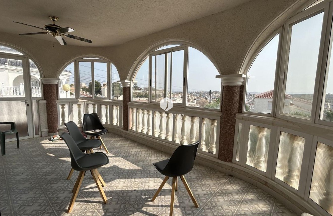 Tweedehands - Villa -
Ciudad Quesada - Costa Blanca