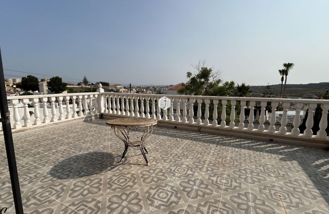 Tweedehands - Villa -
Ciudad Quesada - Costa Blanca