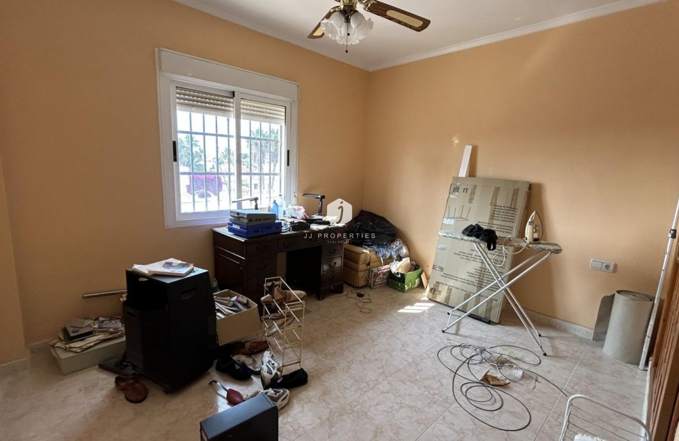 Tweedehands - Villa -
Ciudad Quesada - Costa Blanca