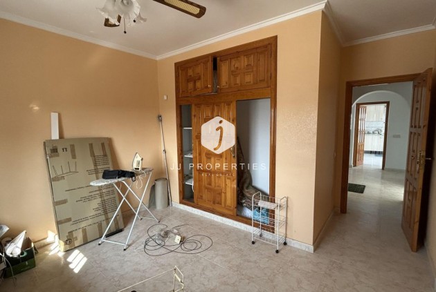 Tweedehands - Villa -
Ciudad Quesada - Costa Blanca