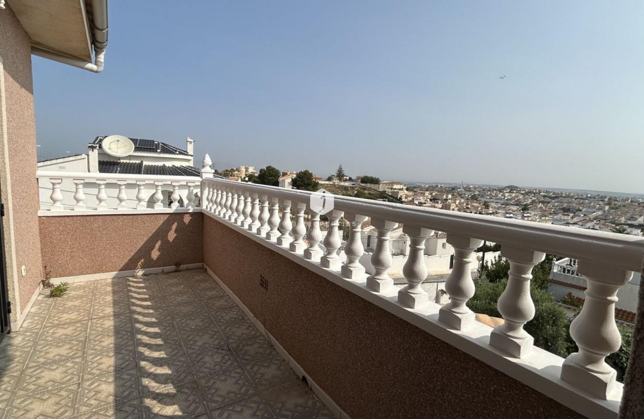 Tweedehands - Villa -
Ciudad Quesada - Costa Blanca