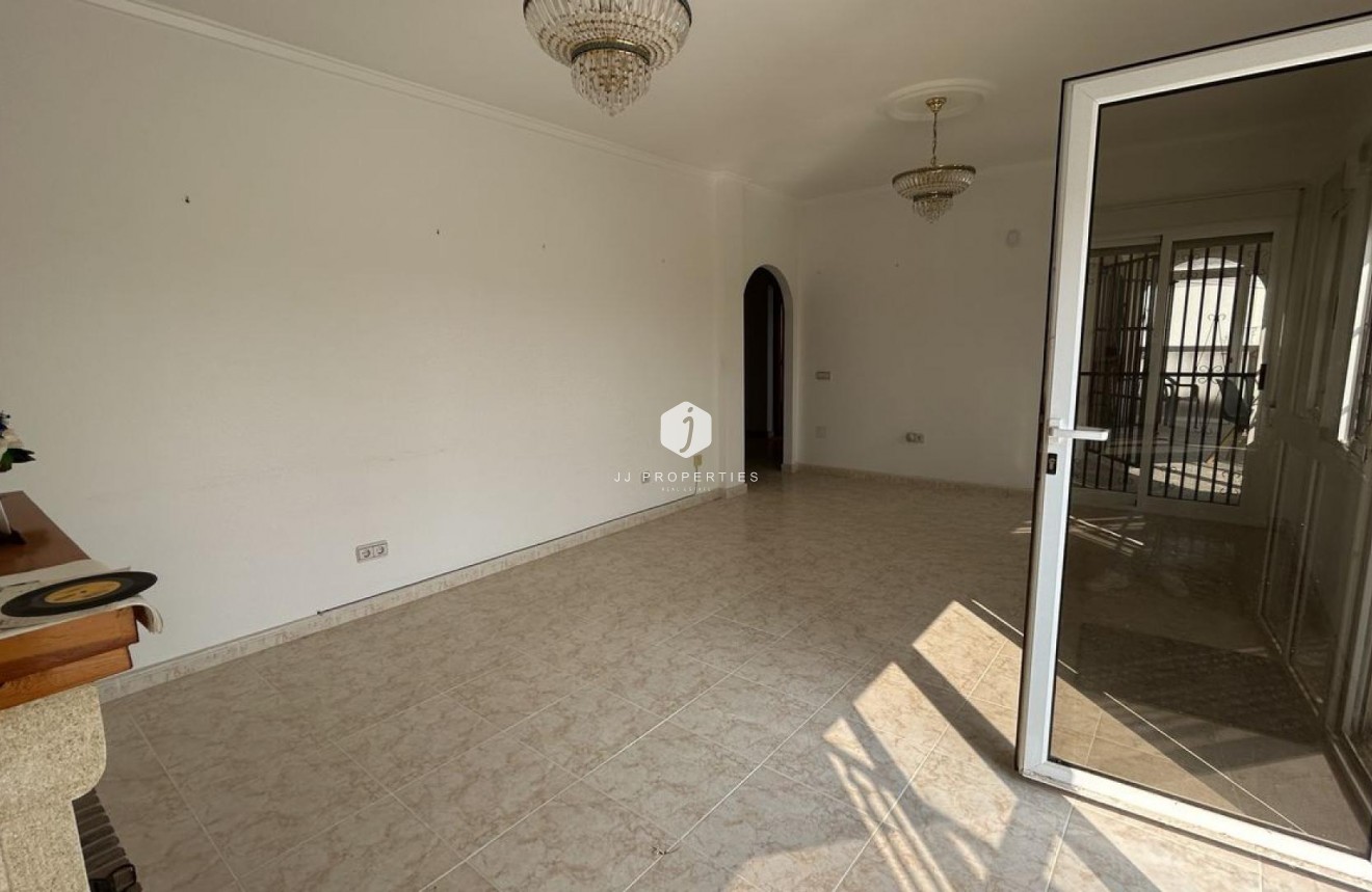 Tweedehands - Villa -
Ciudad Quesada - Costa Blanca