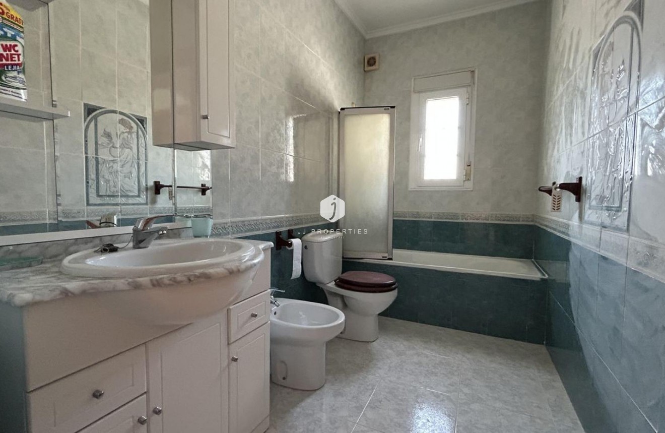 Tweedehands - Villa -
Ciudad Quesada - Costa Blanca