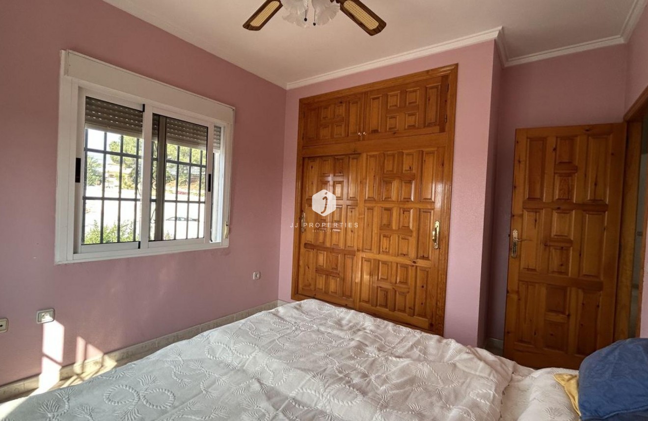 Tweedehands - Villa -
Ciudad Quesada - Costa Blanca