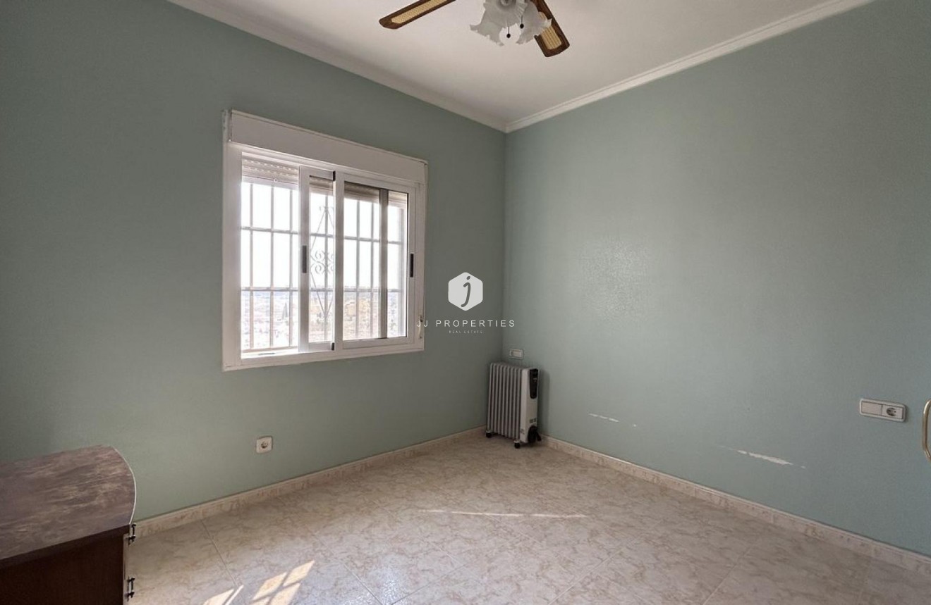 Tweedehands - Villa -
Ciudad Quesada - Costa Blanca