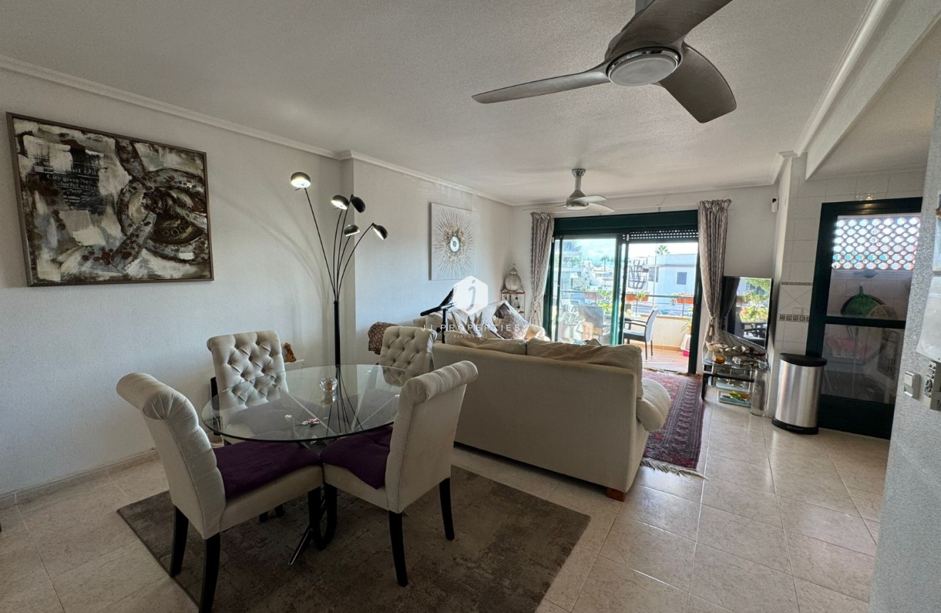 Tweedehands - Appartement / flat -
Dehesa de Campoamor - Costa Blanca