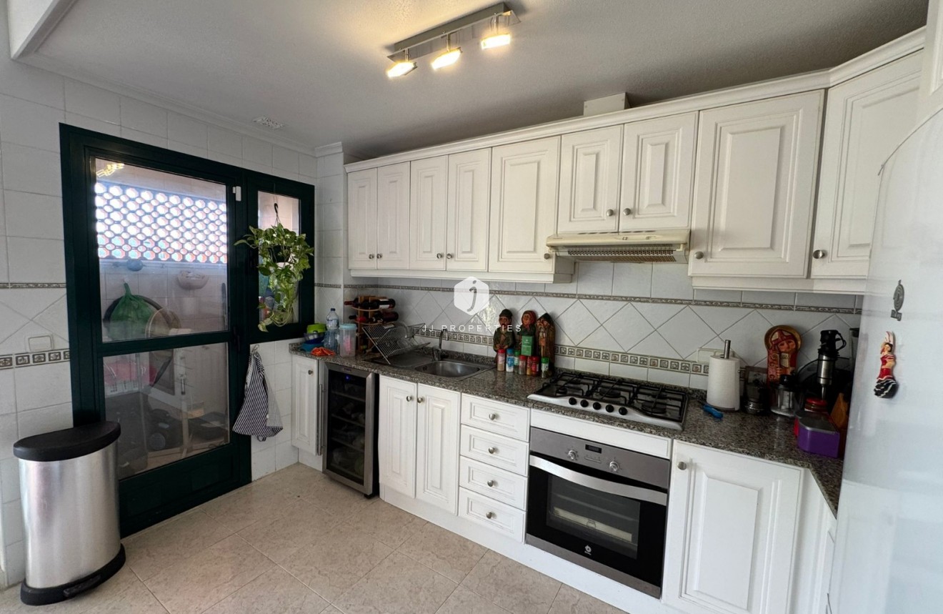 Tweedehands - Appartement / flat -
Dehesa de Campoamor - Costa Blanca