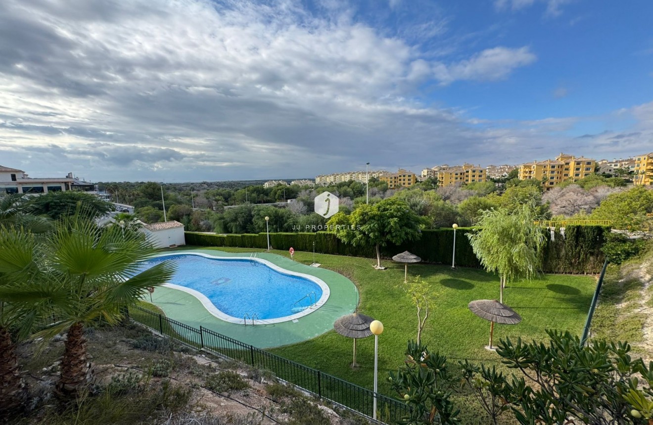 Tweedehands - Appartement / flat -
Dehesa de Campoamor - Costa Blanca