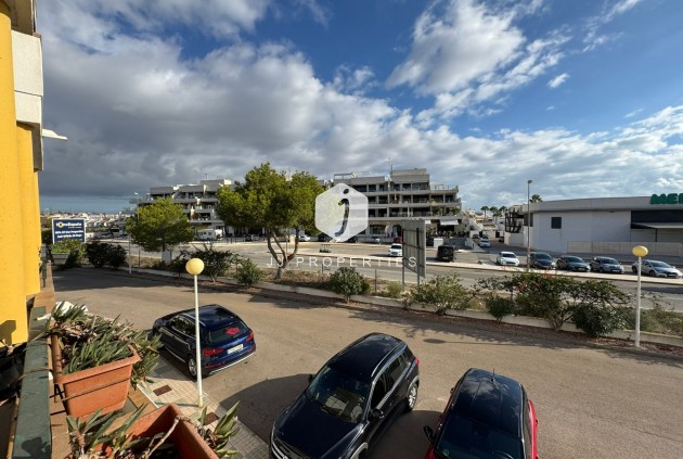 Tweedehands - Appartement / flat -
Dehesa de Campoamor - Costa Blanca