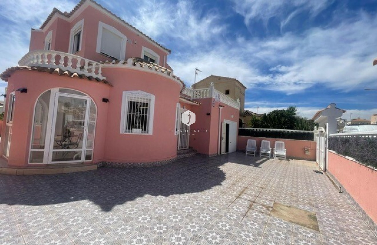 Tweedehands - Villa -
Playa Flamenca - Costa Blanca