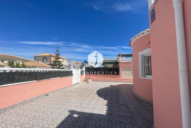 Tweedehands - Villa -
Playa Flamenca - Costa Blanca