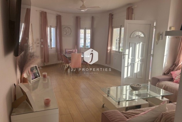 Tweedehands - Villa -
Playa Flamenca - Costa Blanca