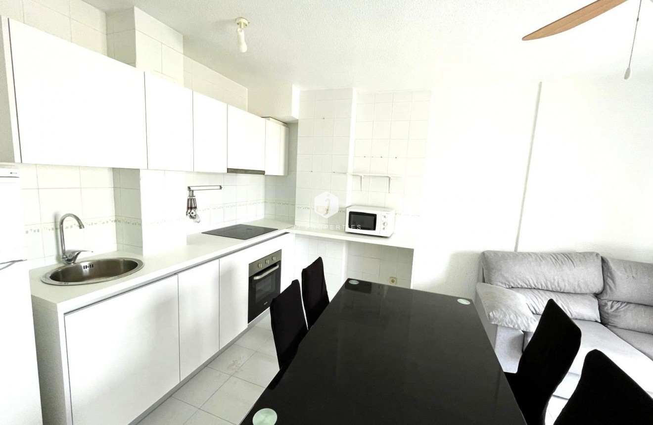 Segunda mano - Apartamento / piso -
Torrevieja - Centro