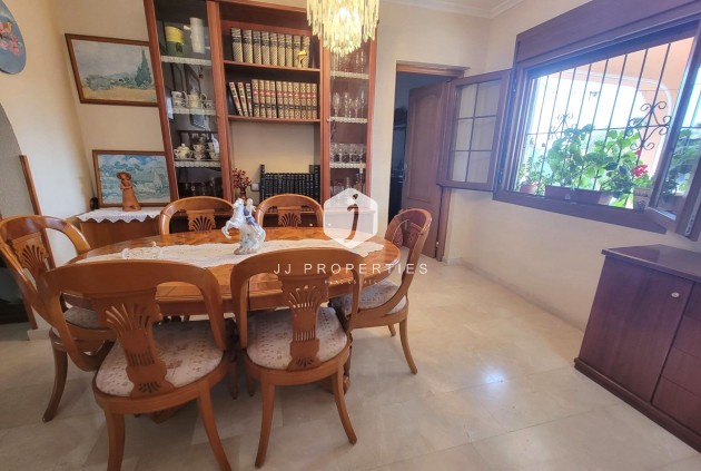 Tweedehands - Villa -
Torrevieja - aguas nuevas