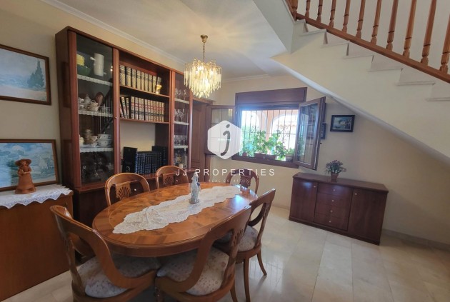 Tweedehands - Villa -
Torrevieja - aguas nuevas