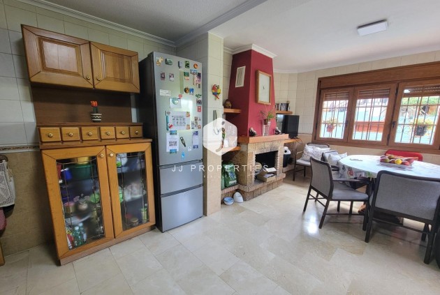 Tweedehands - Villa -
Torrevieja - aguas nuevas