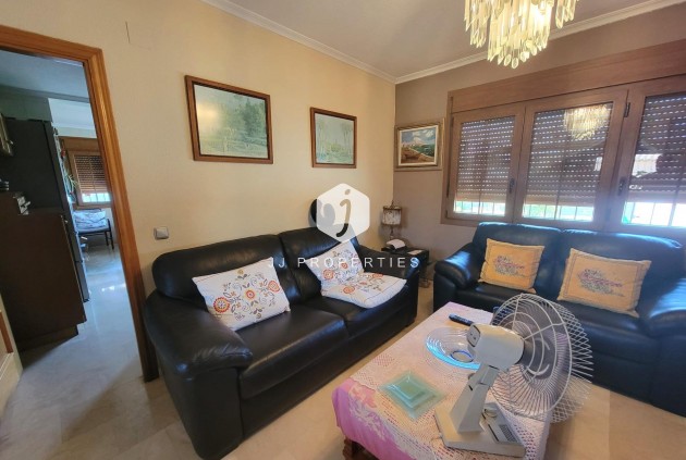 Tweedehands - Villa -
Torrevieja - aguas nuevas