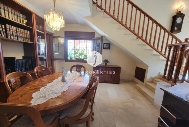 Tweedehands - Villa -
Torrevieja - aguas nuevas