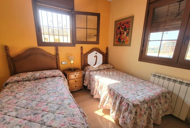 Tweedehands - Villa -
Torrevieja - aguas nuevas