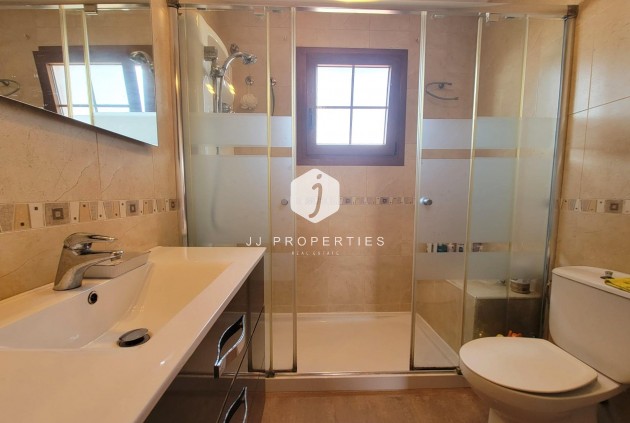 Tweedehands - Villa -
Torrevieja - aguas nuevas