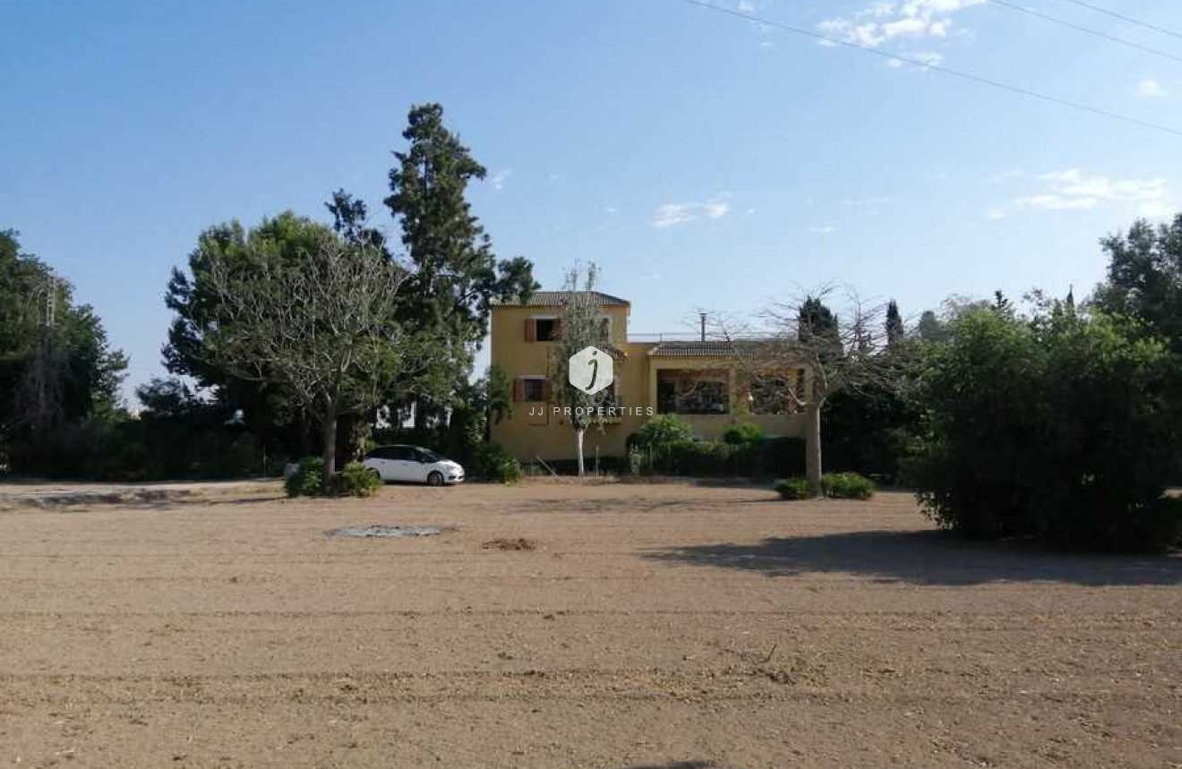 Tweedehands - Villa -
Daya Nueva - Costa Blanca